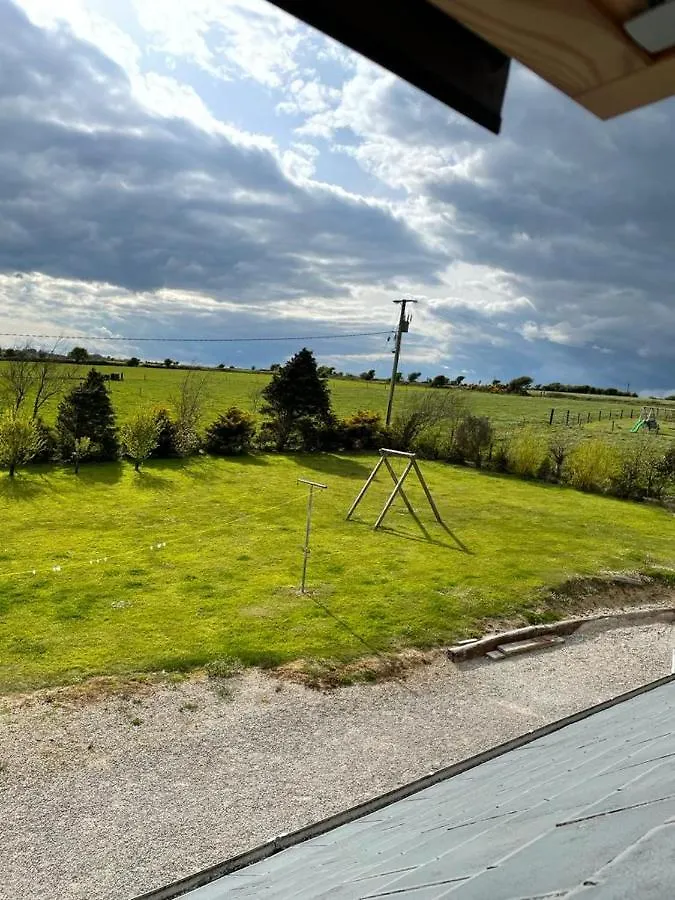Captivating 1-Bed Apartment In Cloyne Cork 0*,  Irland
